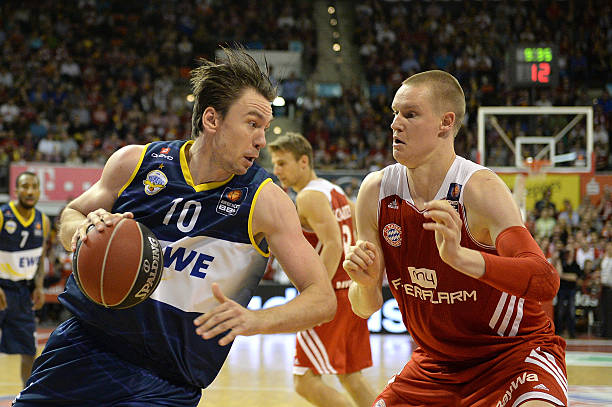 在赛场上一 在赛场上一