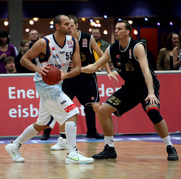 率队在世预 率队在世预